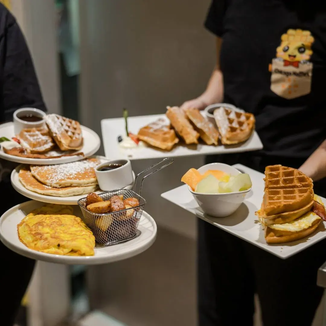 Brunch in Willowbrook